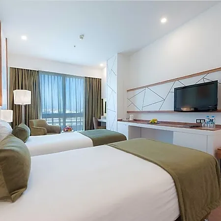 Isg Sabiha Goekcen Airport 4*