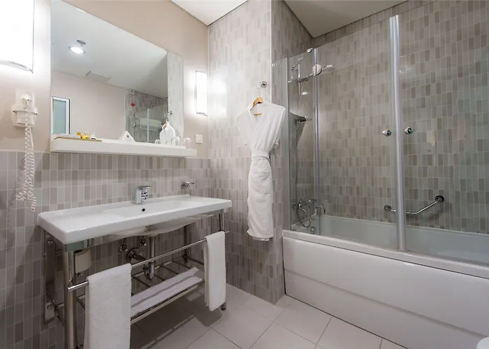 Hotell Isg Sabiha Goekcen Airport 4*