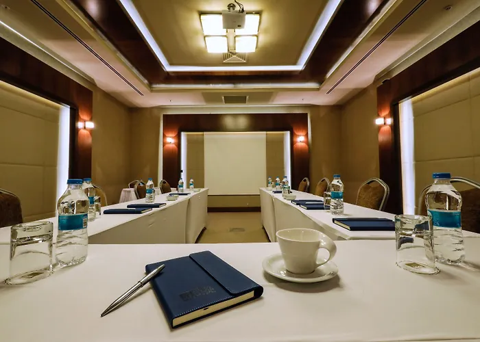 Isg Sabiha Goekcen Airport 4*